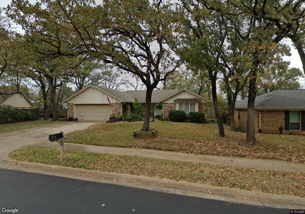 2936 Ridgewood Dr, Hurst, TX 76054 - photo 1