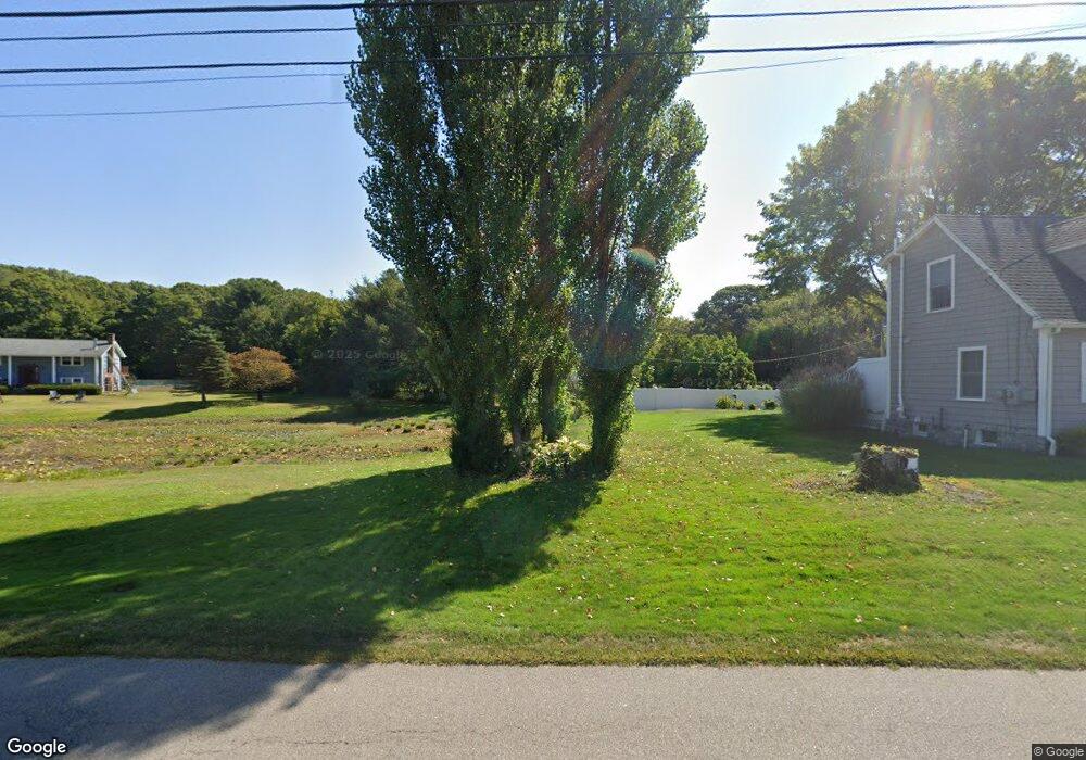 106 Hewitt Rd, Mystic, CT 06355 - photo 1