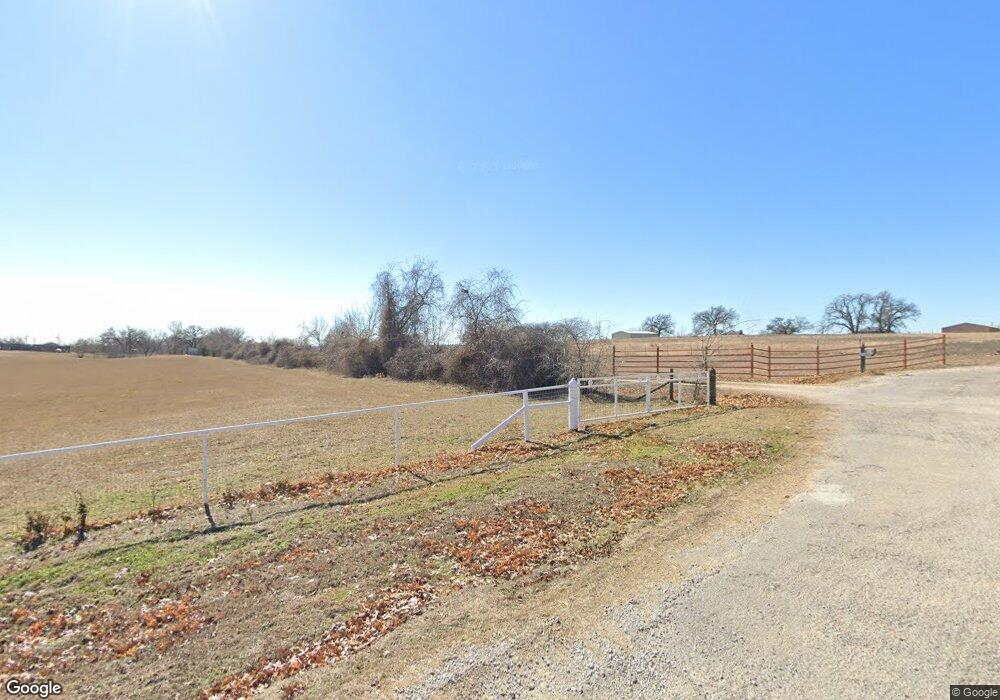 561 Laurie Ln, Springtown, TX 76082 - photo 1