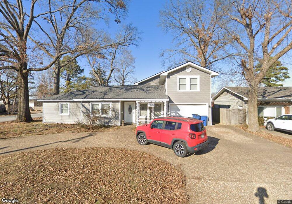 706 NW 8 St, Bentonville, AR 72712 - photo 1