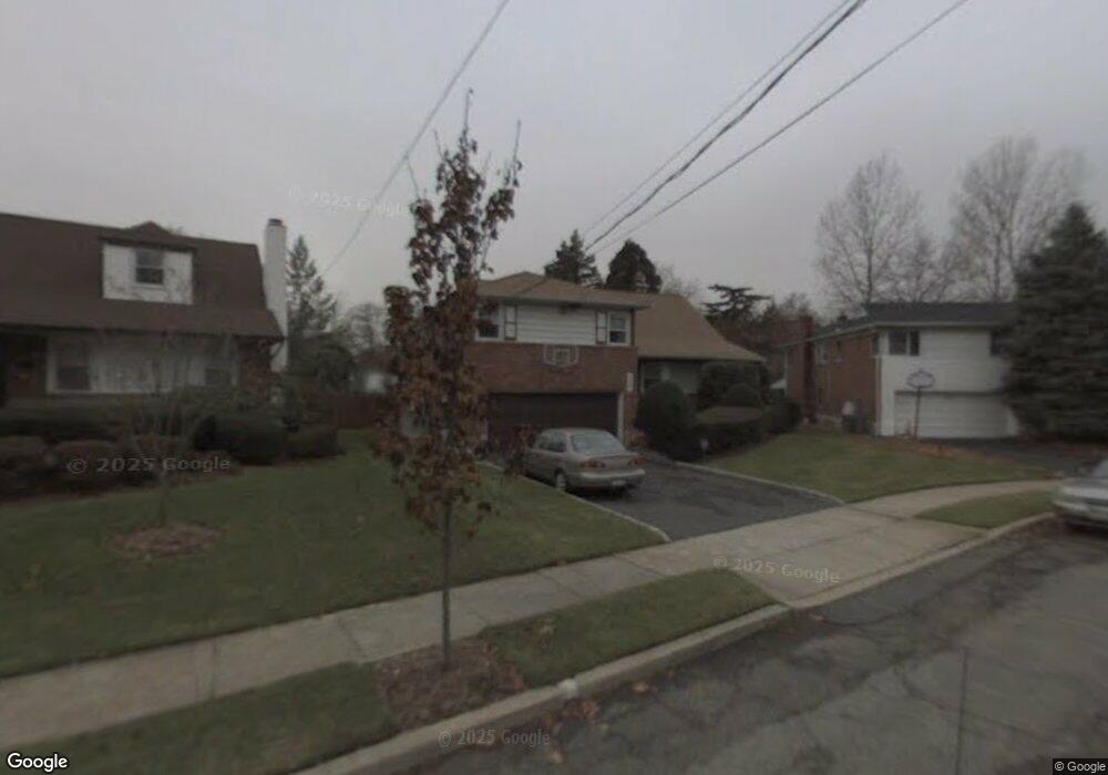 3262 Balsam St, Oceanside, NY 11572 - photo 1