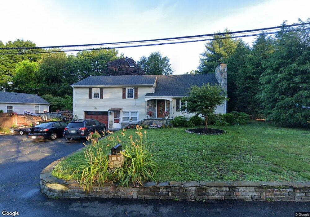 5 Moore St, Darien, CT 06820 - photo 1