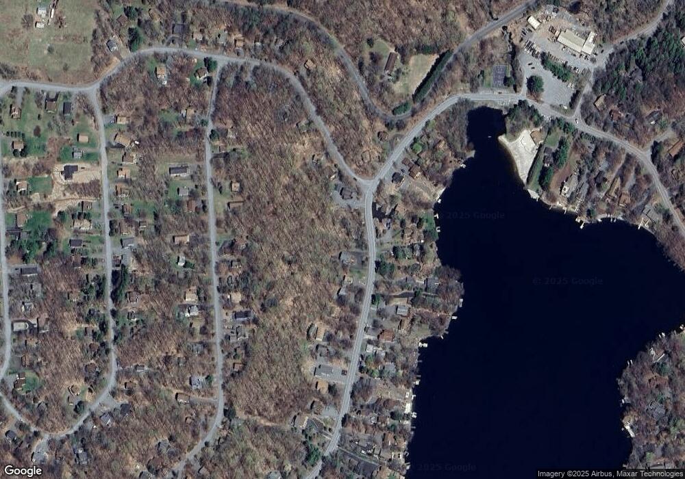 1526 Lakeview Dr W, Lake Ariel, PA 18436 - photo 1