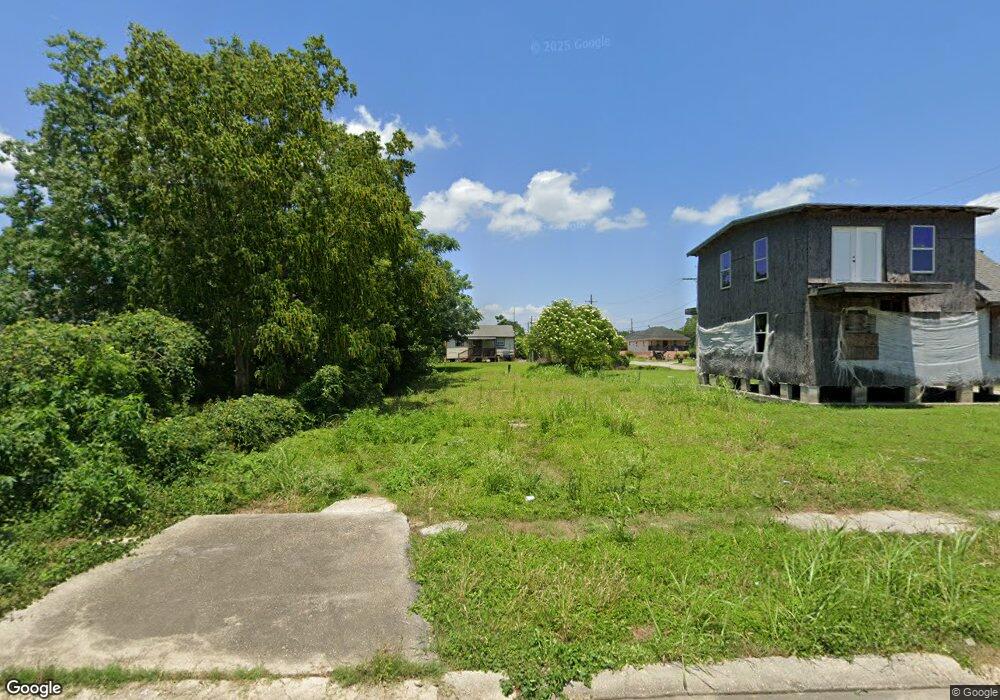 2938 Metropolitan St, New Orleans, LA 70126 - photo 1