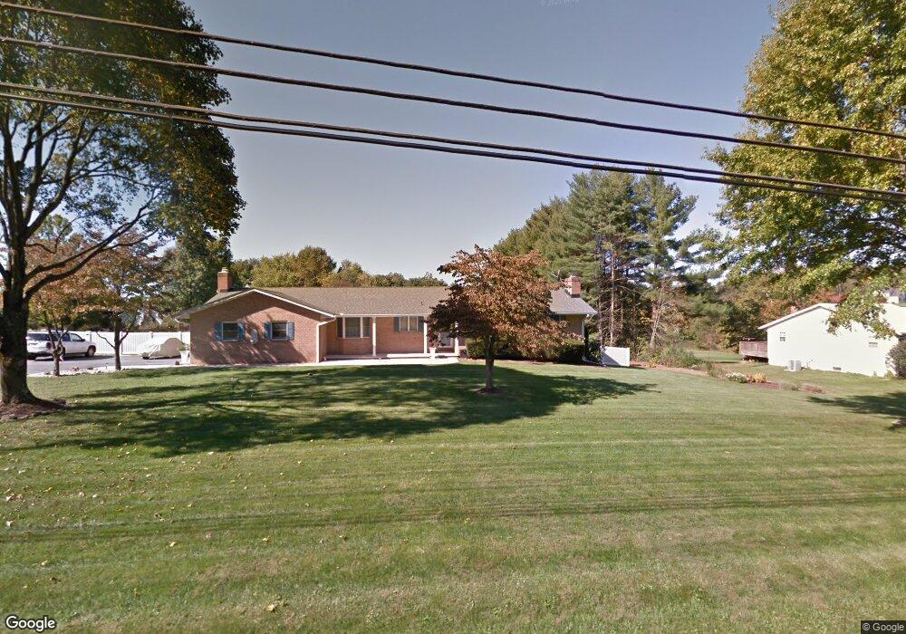 4012 London Bridge Rd, Sykesville, MD 21784 - photo 1