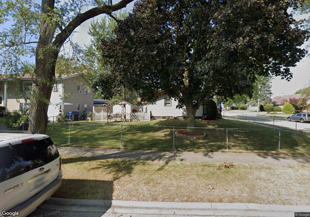 2026 Kingston Rd, Waukegan, IL 60087 - photo 1