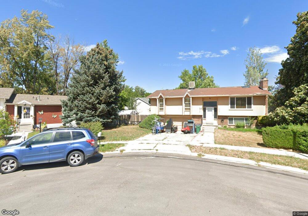 11941 S Cedar Terrace Cir, Sandy, UT 84094 - photo 1