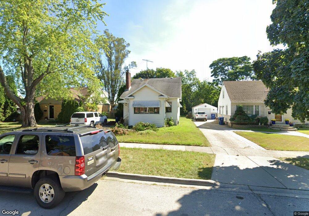 639 Westmoreland Ave, Waukegan, IL 60085 - photo 1