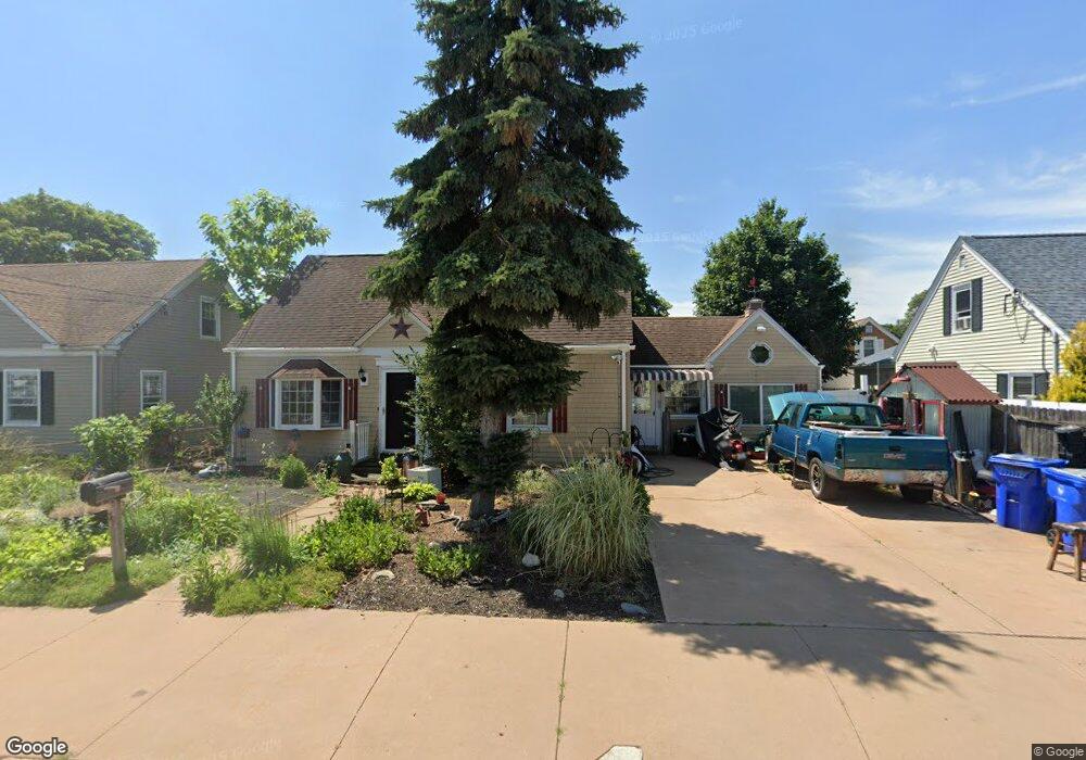 79 Stearns St, Pawtucket, RI 02861 - photo 1