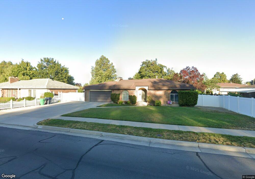 7908 S Ponderosa Way, Sandy, UT 84094 - photo 1