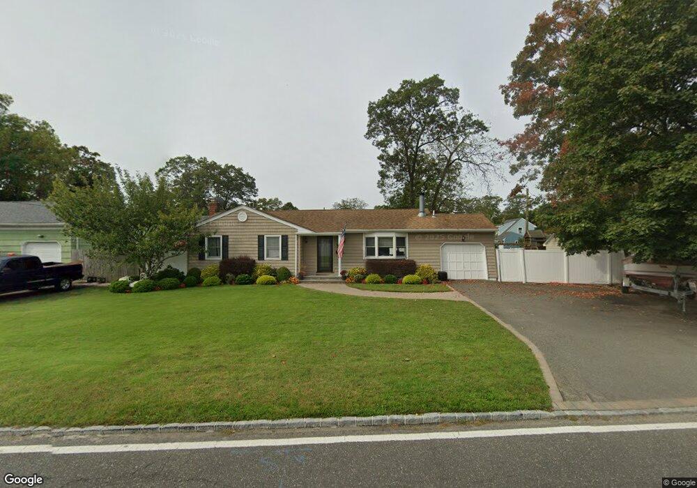 86 Commack Rd, Islip, NY 11751 - photo 1