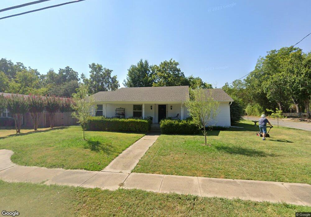 416 E 9th St, Bonham, TX 75418 - photo 1
