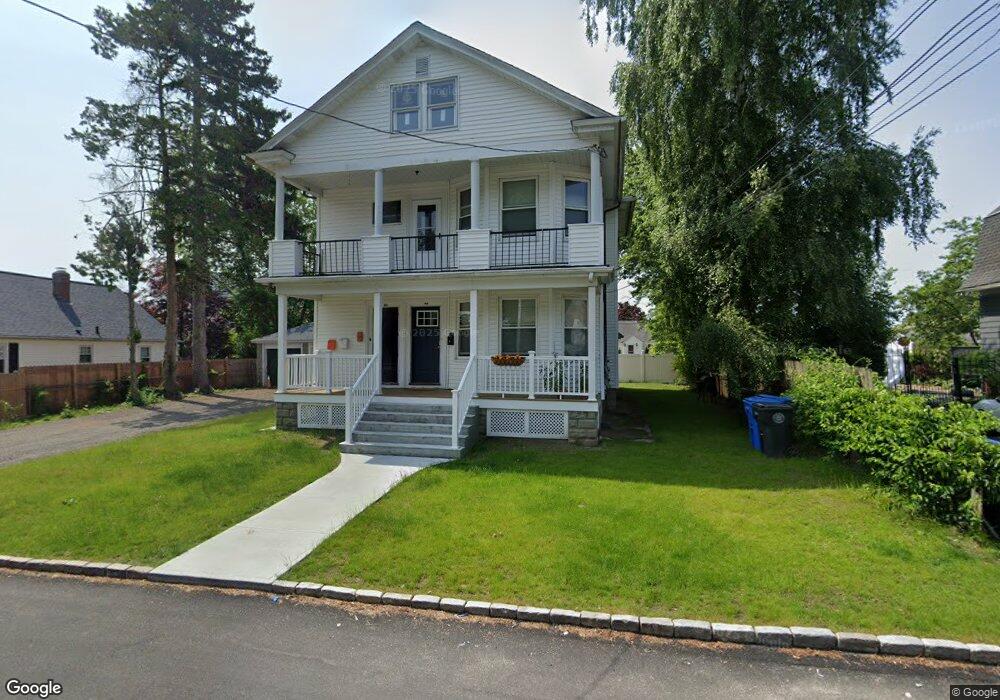 106 Dunedin St unit 1, Cranston, RI 02920 - photo 1