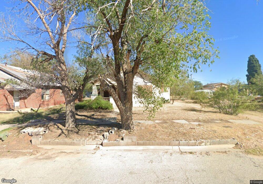 1105 Runnels St, Big Spring, TX 79720 - photo 1