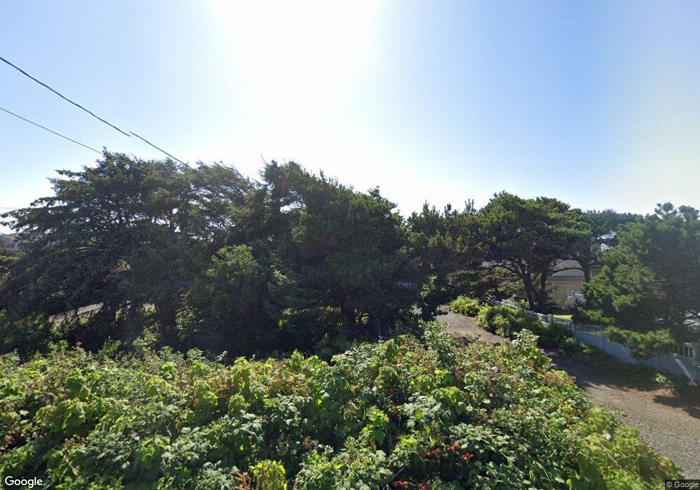 958 SW Mark St, Newport, OR 97365 - photo 1