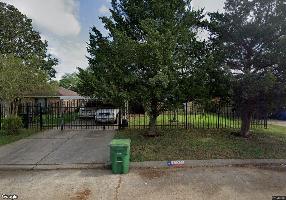5634 Mackinaw St, Houston, TX 77053 - photo 1