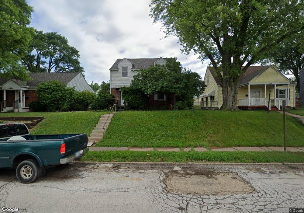 1430 E Pleasant St, Davenport, IA 52803 - photo 1