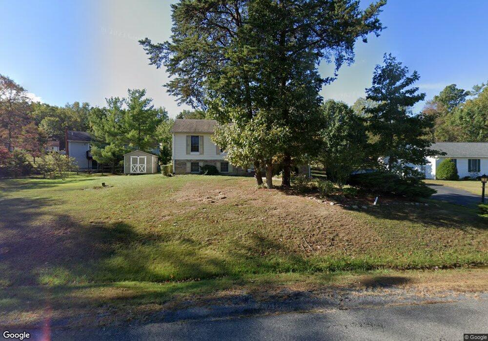 517 W Duck St, Front Royal, VA 22630 - photo 1