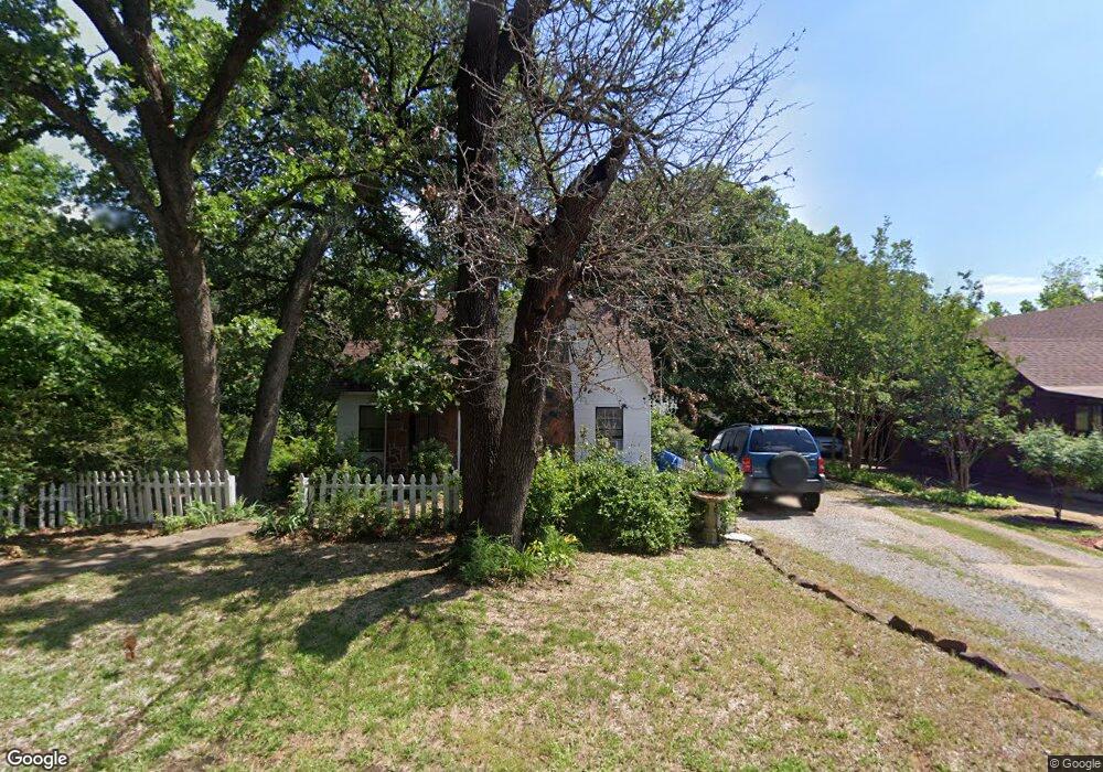 1422 W Main St, Denison, TX 75020 - photo 1