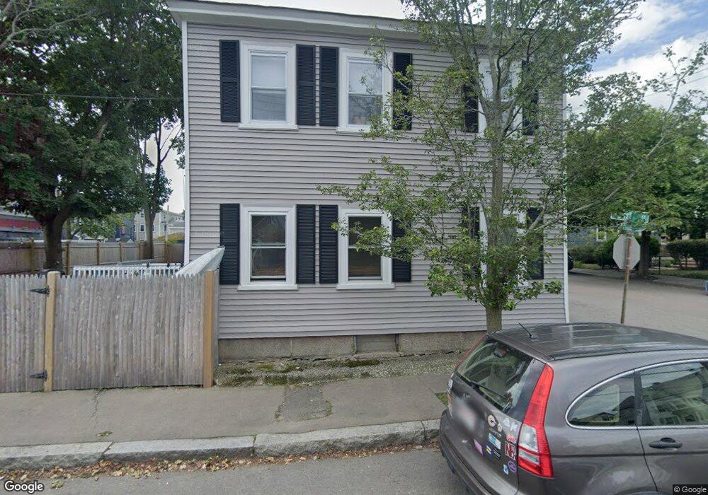 4 Pearl St unit 2, Salem, MA 01970 - photo 1