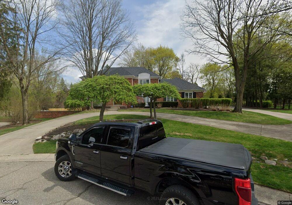 791 Hidden Pine Rd, Bloomfield Hills, MI 48304 - photo 1