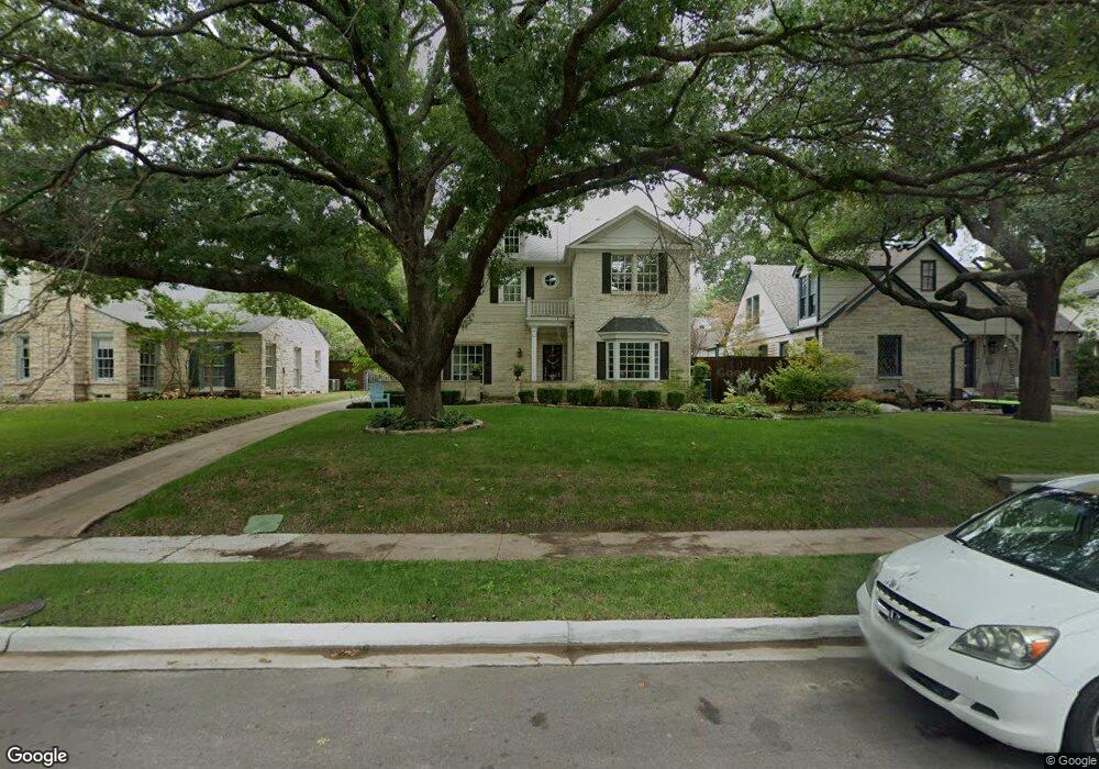 6910 Meadow Lake Ave, Dallas, TX 75214 - photo 1