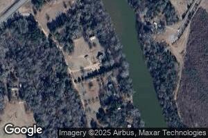 29 River Rd, Reynolds, GA 31076