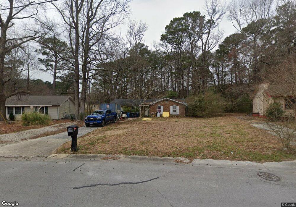 615 Dennis Rd, Jacksonville, NC 28546 - photo 1