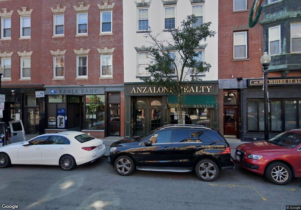 385 Hanover St unit 3, Boston, MA 02113 - photo 1