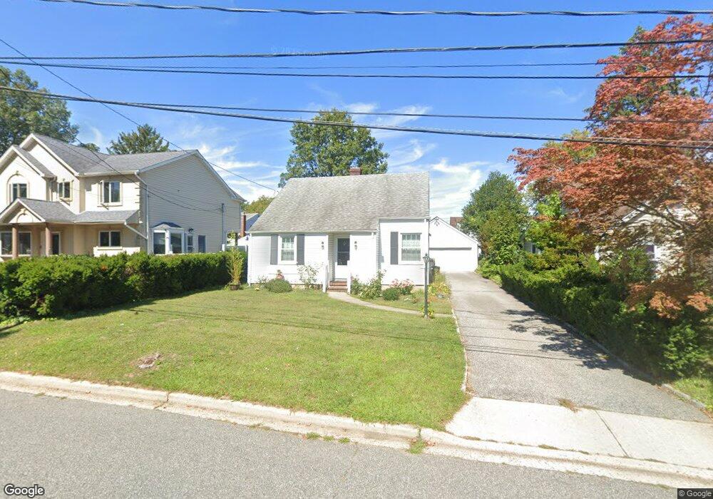 8 Dawes Ave, Syosset, NY 11791 - photo 1