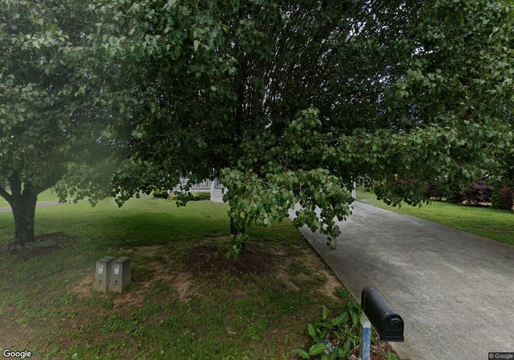 156 Georgian Terrace NE, Calhoun, GA 30701 - photo 1