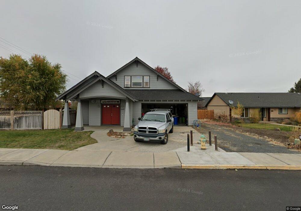 2249 SW Obsidian Ave, Redmond, OR 97756 - photo 1