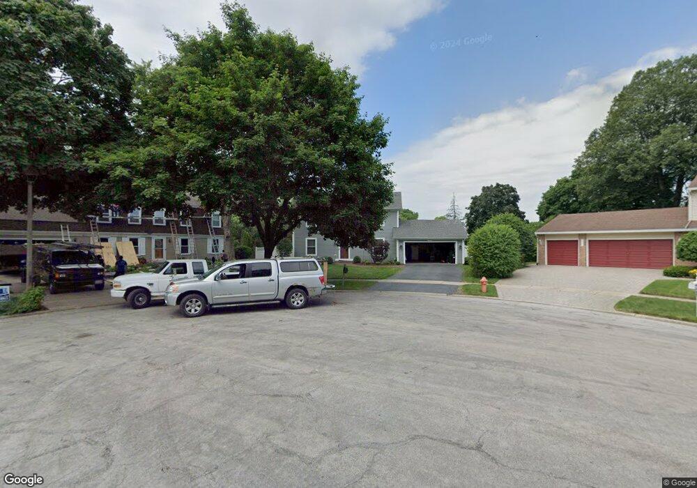 1815 Winola Ct, Naperville, IL 60565 - photo 1