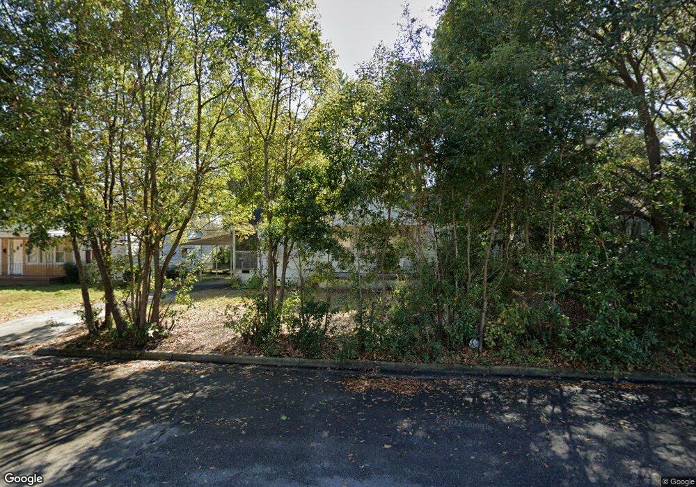 2427 E 38th St, Savannah, GA 31404 - photo 1