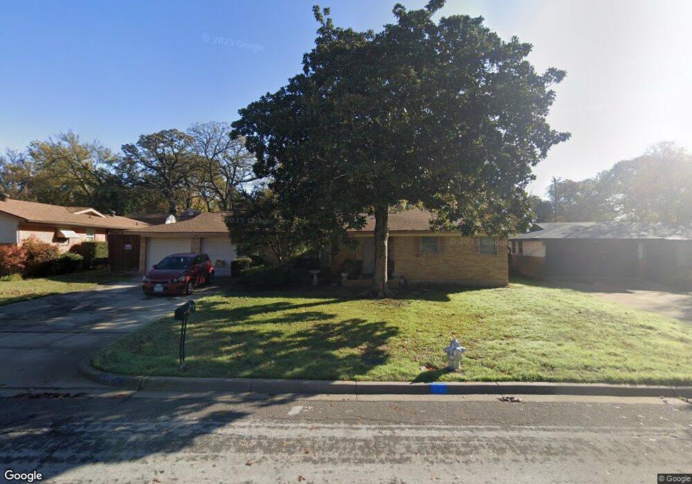 1116 Valley View Dr, Hurst, TX 76053 - photo 1