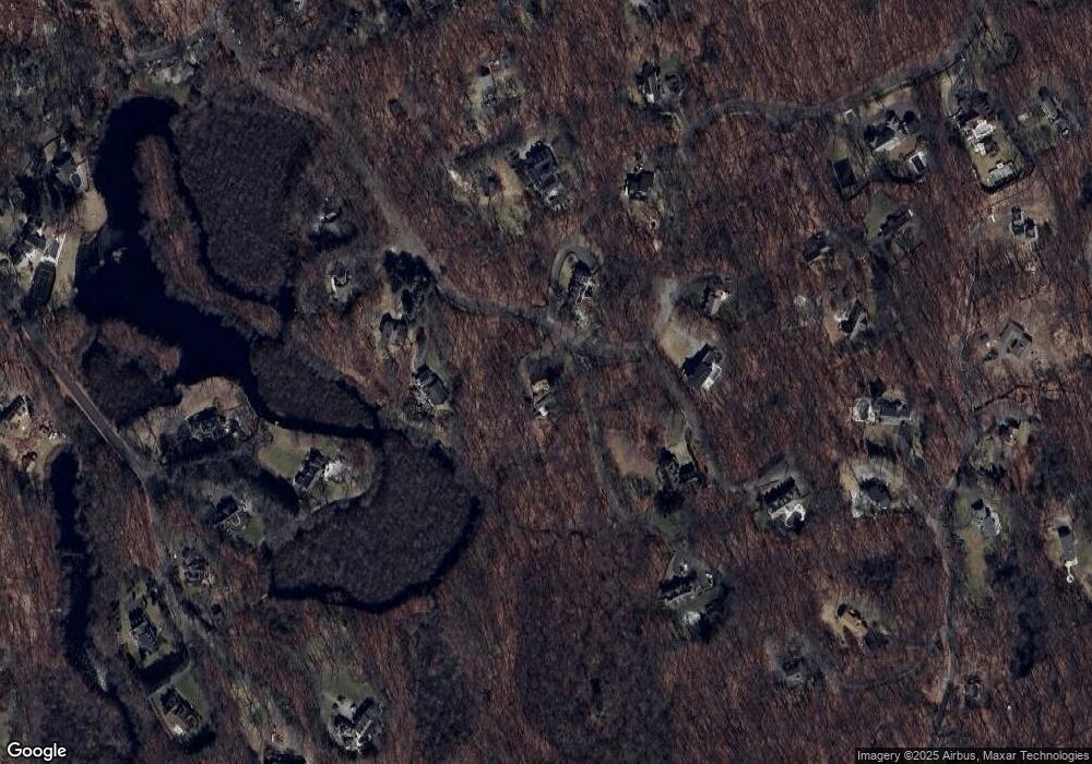 25 Laurel Lake E, Weston, CT 06883 - photo 1