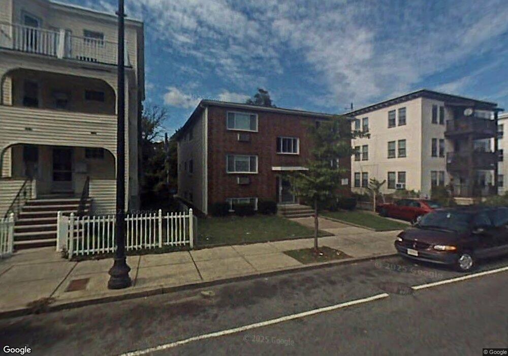 555 Hyde Park Ave unit 3, Roslindale, MA 02131 - photo 1