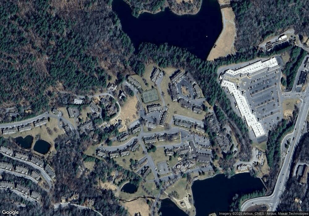 289 Evergreen Dr unit 3, Blowing Rock, NC 28605 - photo 1