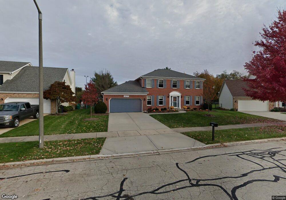 1820 Hilltop Ct, Naperville, IL 60565 - photo 1