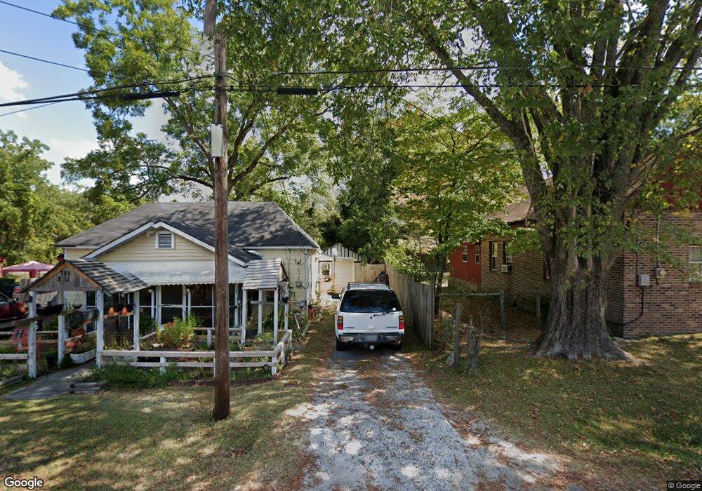 211 Jackson St, Barnesville, GA 30204 - photo 1