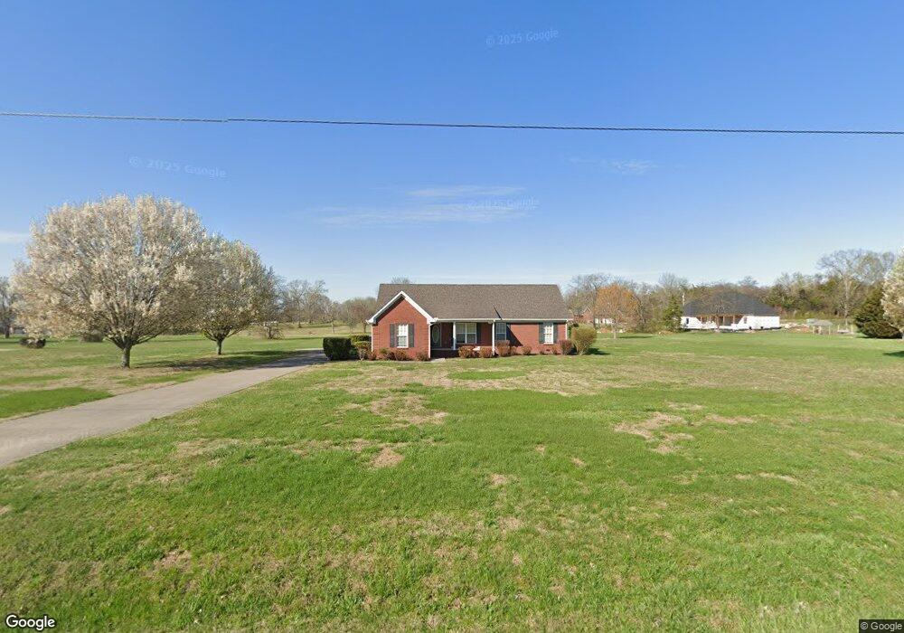 206 Gladys Dr, Shelbyville, TN 37160 - photo 1
