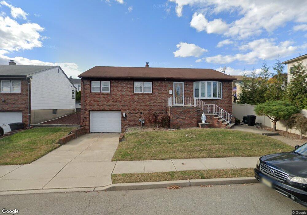 31 Radio Ave, Secaucus, NJ 07094 - photo 1
