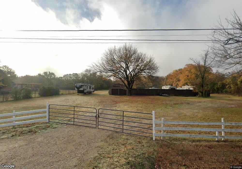 9412 Kirk Ln, North Richland Hills, TX 76182 - photo 1