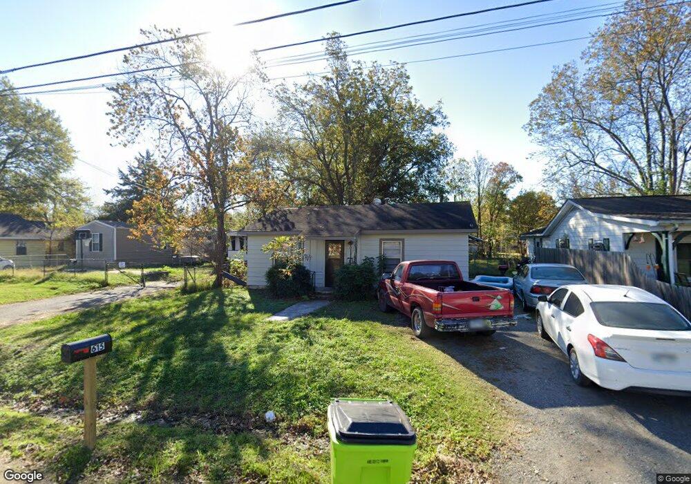 615 W 2nd St, Stuttgart, AR 72160 - photo 1