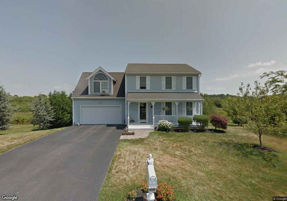 76 Evelin Cir, Middletown, RI 02842 - photo 1