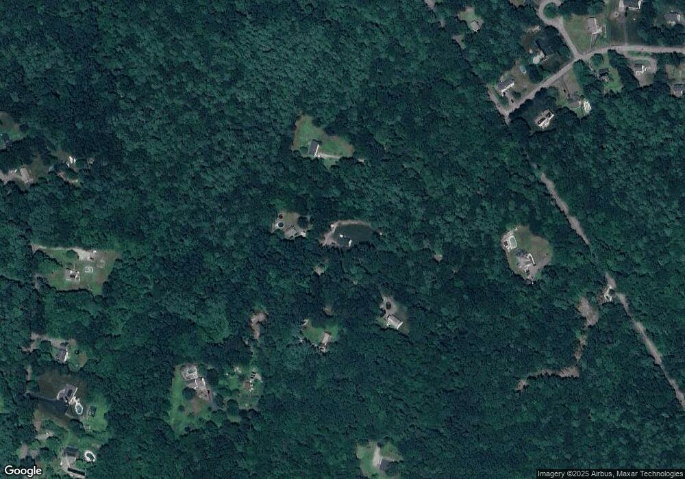 4 American Way, Townsend, MA 01469 - photo 1