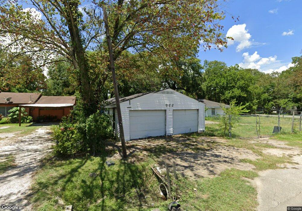 922 Hollywood St, Houston, TX 77015 - photo 1