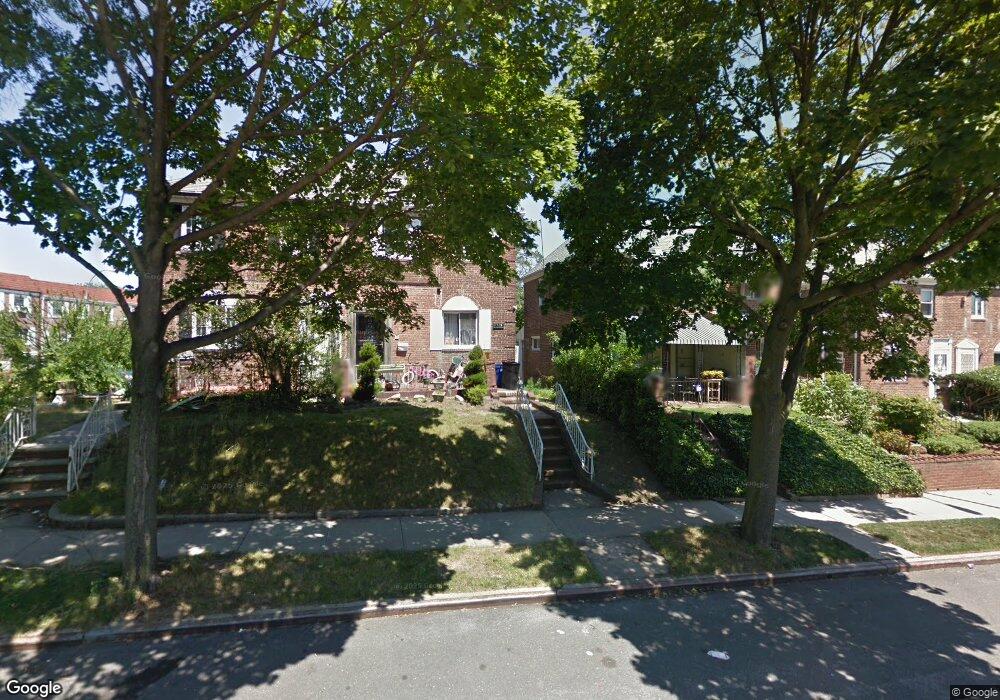 17509 73rd Ave, Fresh Meadows, NY 11366 - photo 1