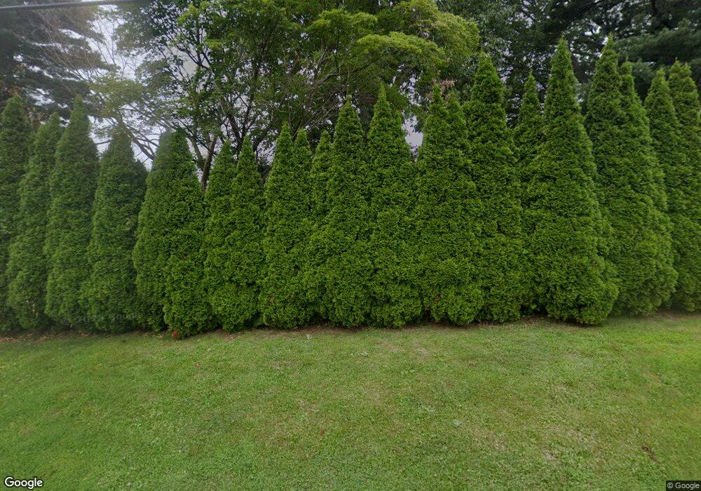 33 Red Spring Ln, Glen Cove, NY 11542 - photo 1