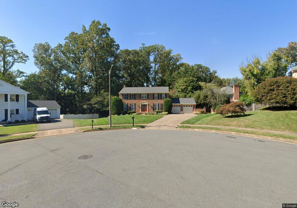 6860 Grande Ln, Falls Church, VA 22043 - photo 1